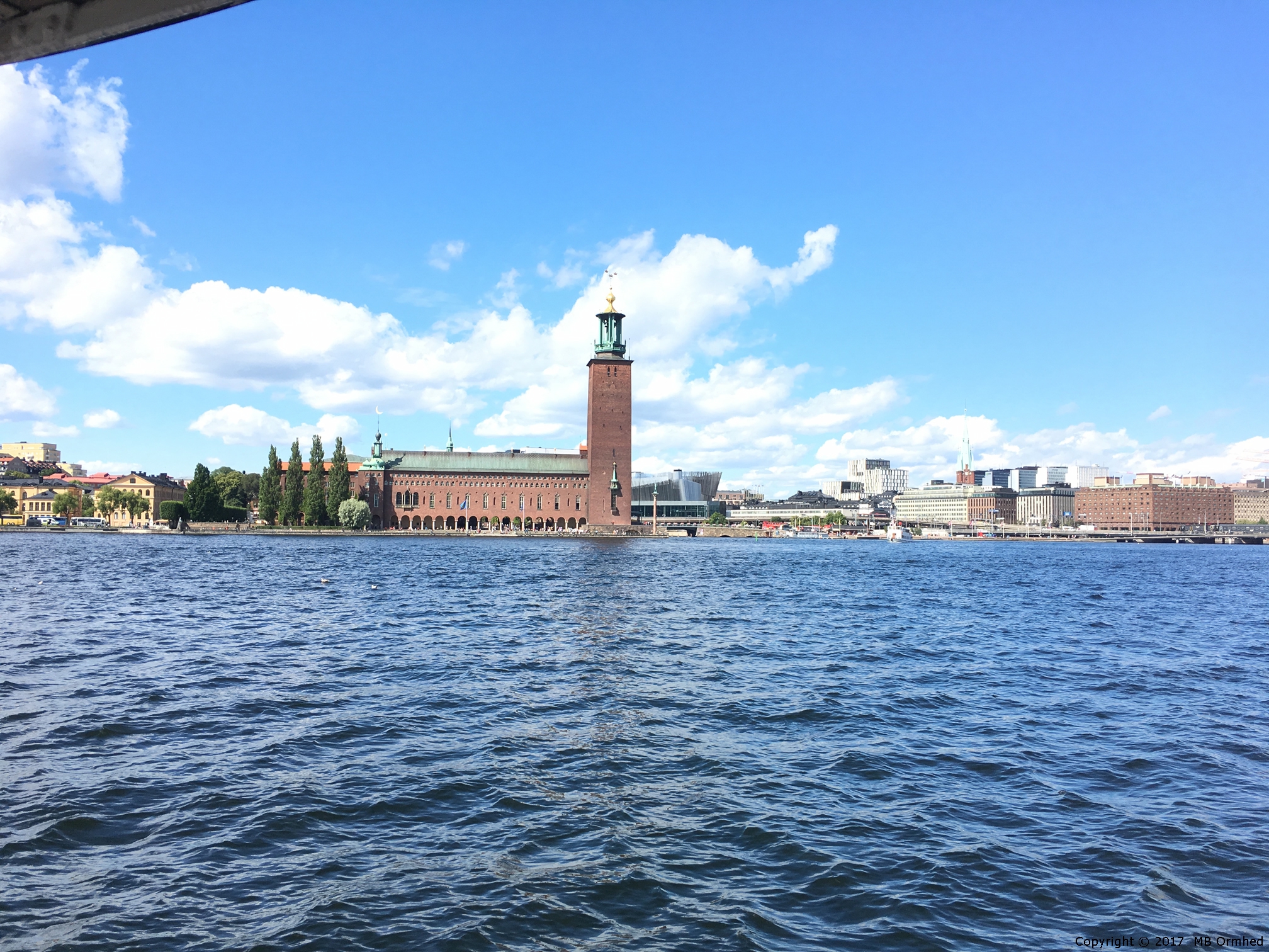 Stockholms stadshus frn vattnet