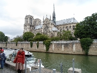 Hr har jag precis stigit av bten vid Notre Dame.
Bilden tagen: 2014-05-24
Publicerad: 2014-07-13