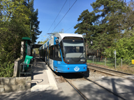Sprvagn 423 p linje 12 vid Olovslund i Bromma, krriktning Alvik.
Bilden tagen: 2016-05-07
Publicerad: 2016-07-10