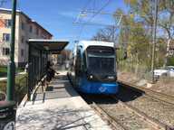 Sprvagn 436 p linje 12 vid lstens grd i Bromma, krriktning Alvik.
Bilden tagen: 2016-05-07
Publicerad: 2016-08-14