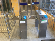 En sprr av ldre typ p Johannelunds tunnelbanestation.
Bilden tagen: 2017-11-19
Publicerad: 2018-02-04