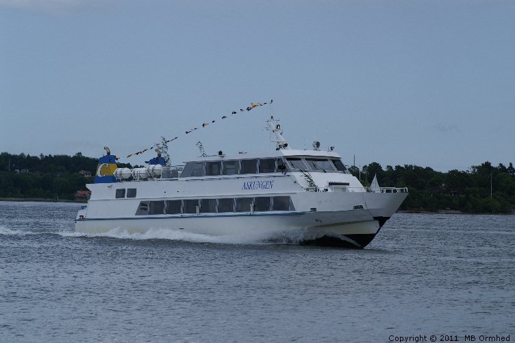 Askungen passerar Styrmansholmen